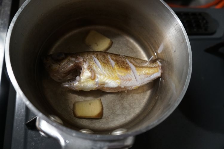 醤油はまだ入れない